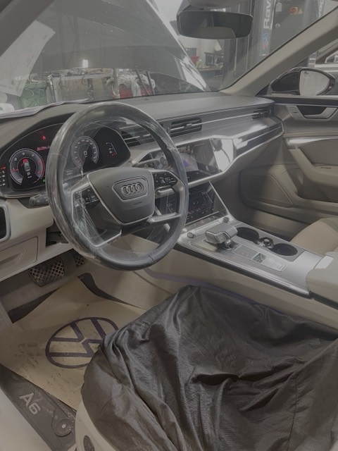 Audi iç mekan ve gösterge paneli detayı, Eskişehir Audi servisi
