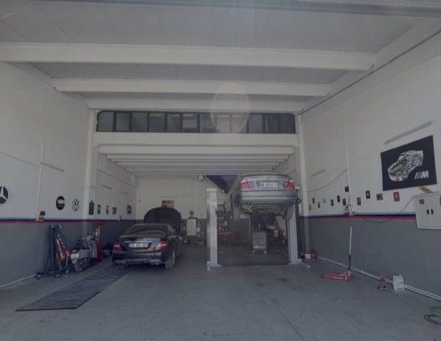 Orakçı Motors Eskişehir araba tamir atölyesi genel görünüm